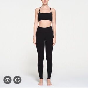 OUTDOOR HIGH-WAISTED BANDED LEGGING ONYX / S